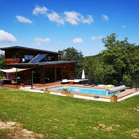 Maison De Avec Piscine Chauffee Et بيت للعطل